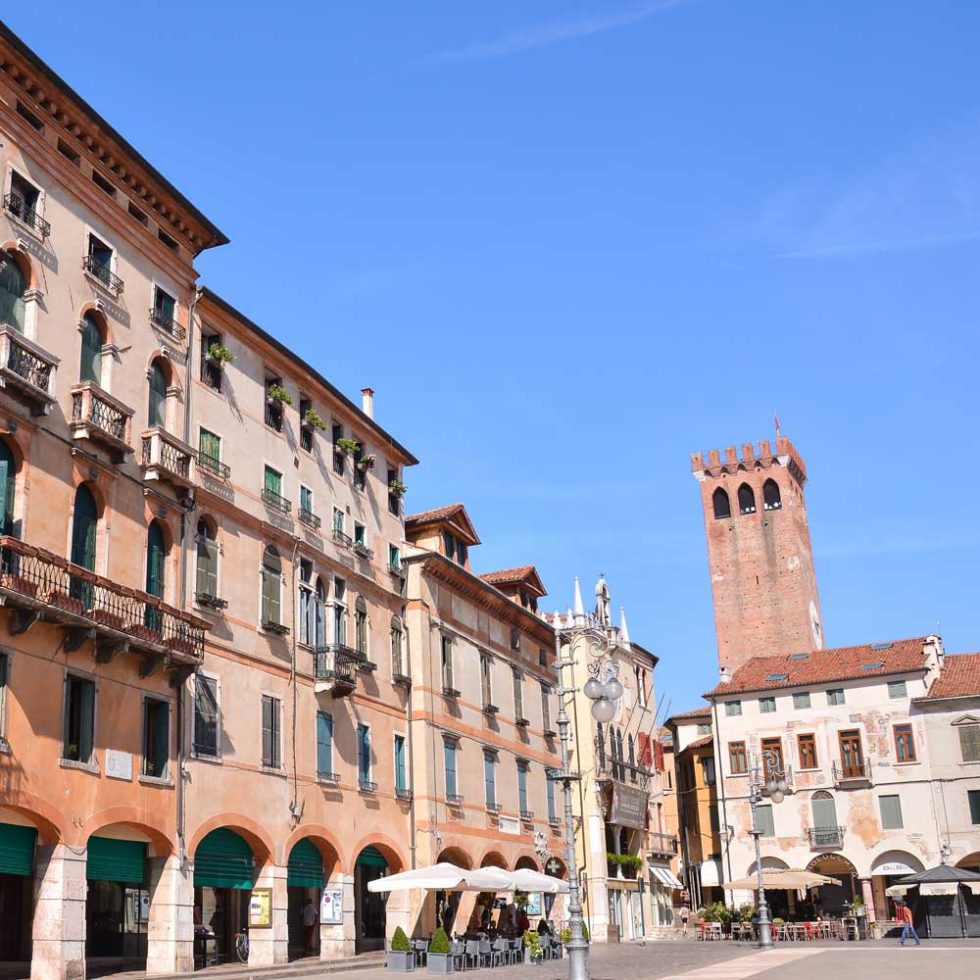 Visita Di Bassano Del Grappa Del Centro Storico.Tour Con Guida Cosa Vedere